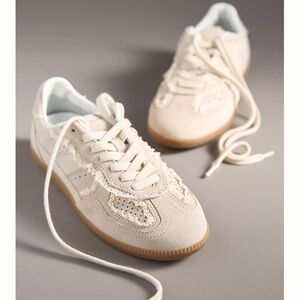 ALOHAS Cream Retro Sneakers with Lace